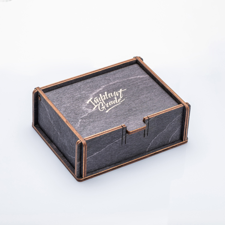 Коробка подарочная деревянная Implant Grade