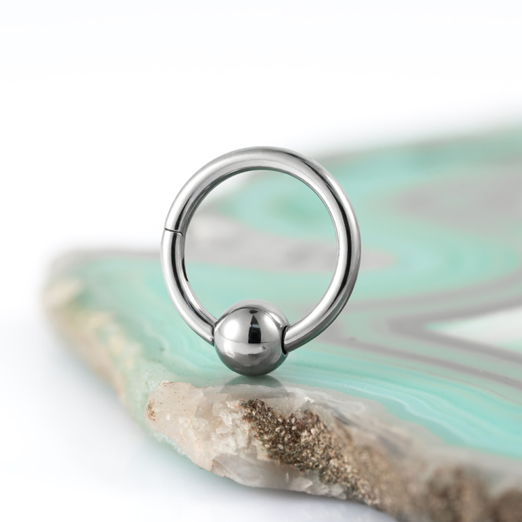 Кольцо-кликер с шаром Implant Grade 1.2 мм титан