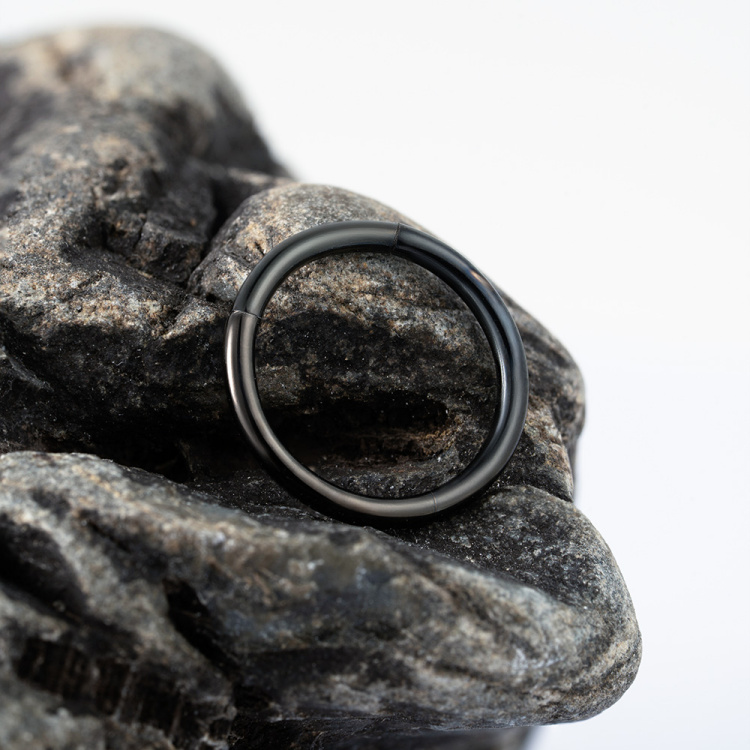 Кольцо сегмент Black Implant Grade 1.2 мм титан+PVD