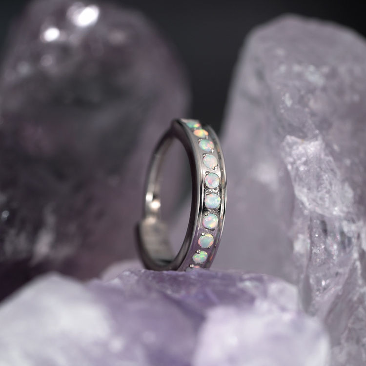 Кольцо-кликер Luxe Opal Implant Grade 1.2 мм титан