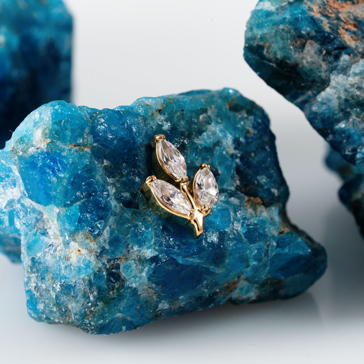 Накрутка Leaf Crystal Implant Grade 1.2 мм титан