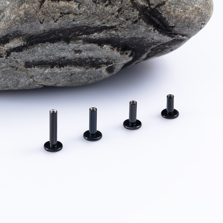 Ножка лабрета Black Implant Grade 1.6 мм титан+PVD, основа 4 мм Ножка лабрета Black Implant Grade 1.6 мм титан+PVD, основа 4 мм