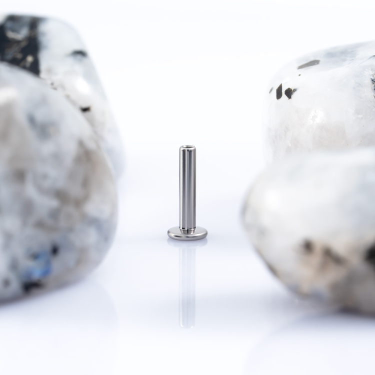 Ножка без резьбы Implant Grade 1.6 мм титан, основа 4 мм Ножка без резьбы Implant Grade 1.6 мм титан, основа 4 мм