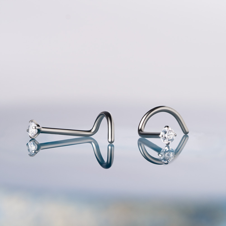 Нострил с кристаллом 4 лапки Implant Grade 0.8 мм титан