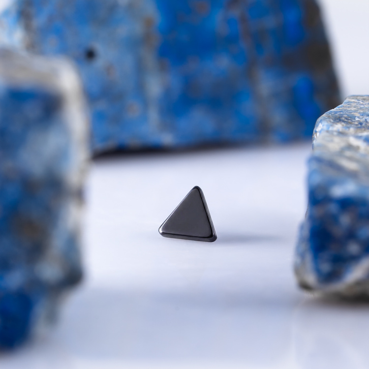 Накрутка Triangle Implant Grade 1.6 мм титан