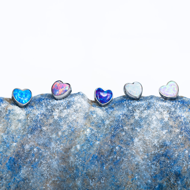 Накрутка Heart Opal Implant Grade 1.2 мм титан