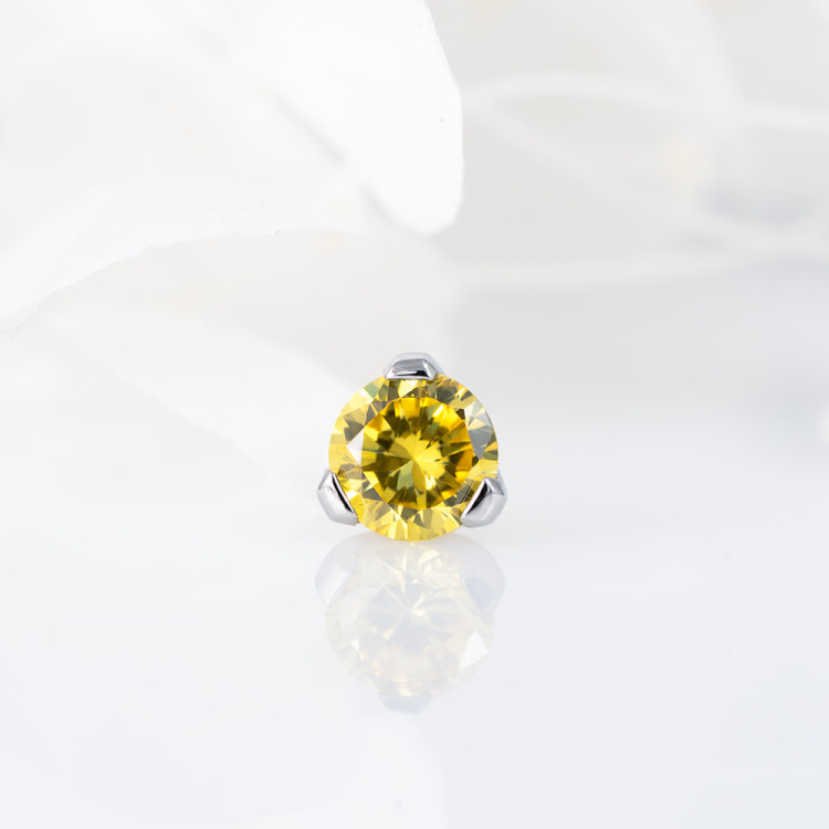 Накрутка Фианит Yellow Implant Grade 1.2 мм титан