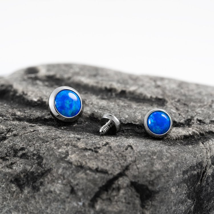 Накрутка с опалом 05L Implant Grade 1.6 мм титан 