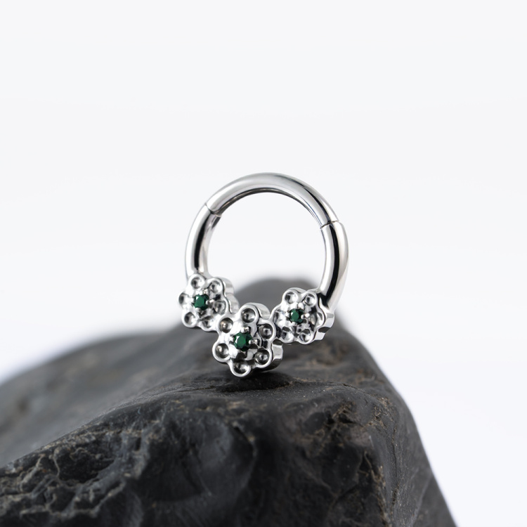 Кольцо-кликер Flower Implant Grade 1.2 мм титан Кольцо-кликер Flower Implant Grade 1.2 мм титан