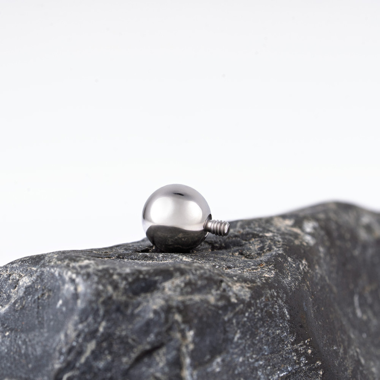 Шар с интернальной резьбой Implant Grade 1.6 мм титан Шар с интернальной резьбой Implant Grade 1.6 мм титан