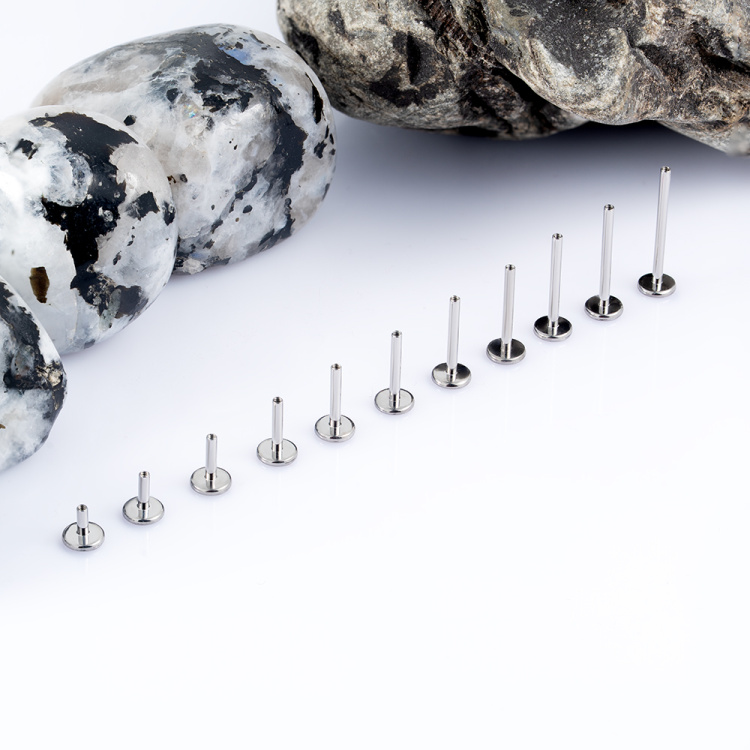 Ножка лабрета Implant Grade 1 мм титан, основа 4 мм