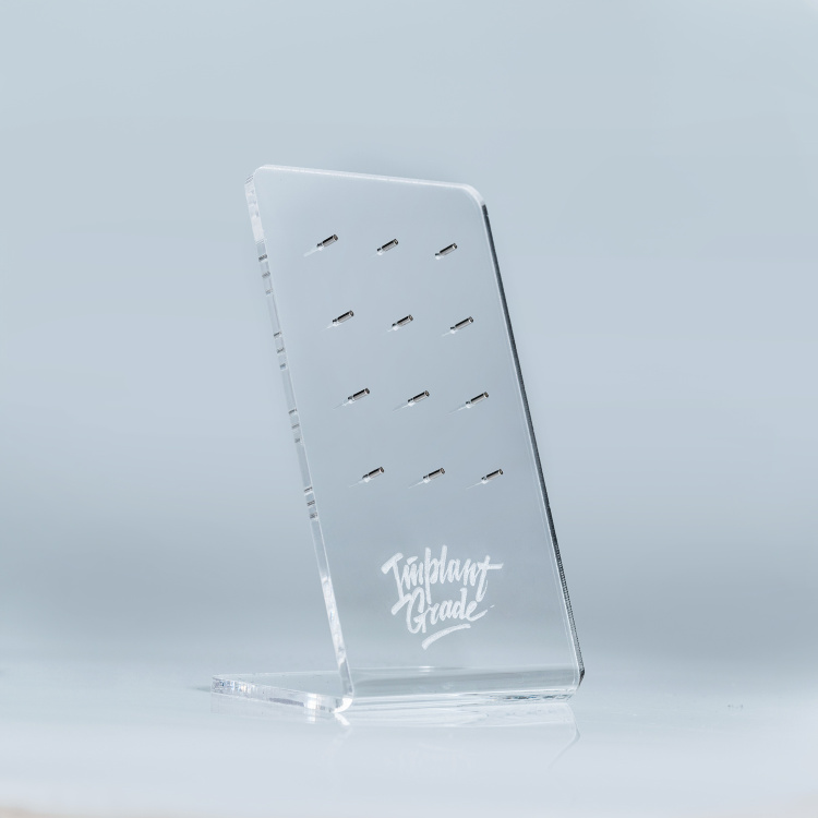 Стенд акриловый Implant Grade