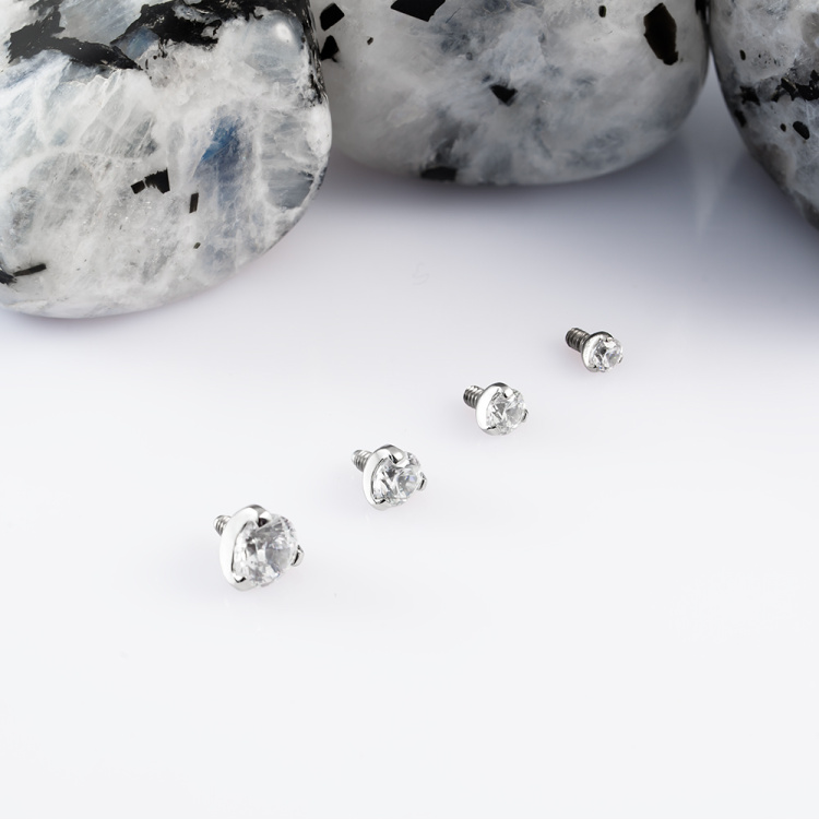 Накрутка Фианит Implant Grade 1.6 мм титан