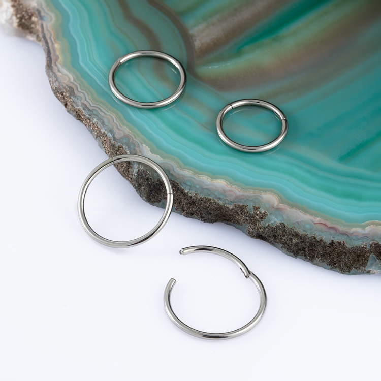 Кольцо-кликер Implant Grade 0.8 мм титан Кольцо-кликер Implant Grade 0.8 мм титан